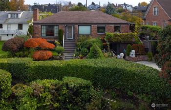 2714 12th Avenue S, Seattle, WA 98144