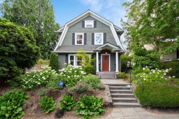 2737 33rd Avenue S, Seattle, WA 98144