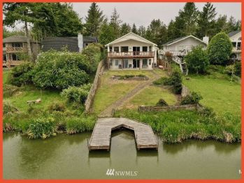 638 Mount Olympus Avenue SE, Ocean Shores, WA 98569