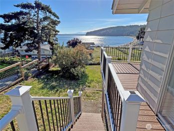 2206 Elger Beach Lane , Camano Island, WA 98282