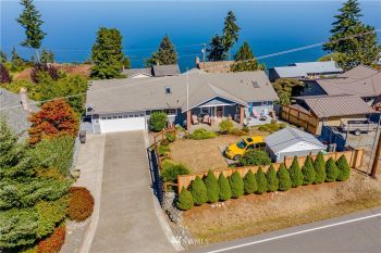 1809 E Camano Drive , Camano Island, WA 98282
