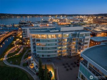320 Washington Avenue #604, Bremerton, WA 98337