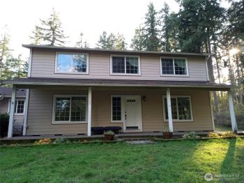 18525 Stagecoach Lane SE, Yelm, WA 98597
