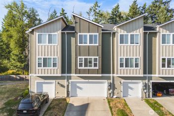 17413 Av 118th Court E #B, Puyallup, WA 98374