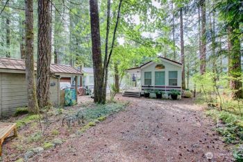 42 6 Riverside Drive , Deming, WA 98244