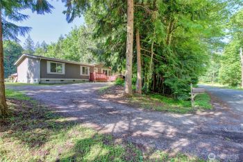 44208 Leonard Road , Concrete, WA 98237