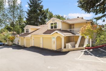 2520 118th Avenue SE #102, Bellevue, WA 98005