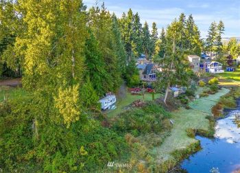 17232 Lakepoint Drive SE, Yelm, WA 98597