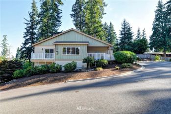 214 159th Street SE, Bothell, WA 98012