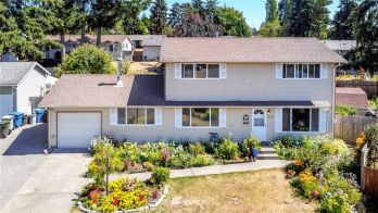 30012 45th Place S, Auburn, WA 98001