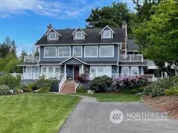 586 N Shore Boulevard , Fox Island, WA 98333