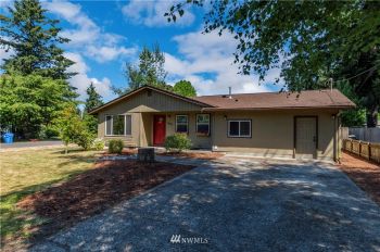 1602 Golf Club Road SE, Lacey, WA 98503