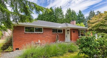7923 220th Street SW, Edmonds, WA 98026