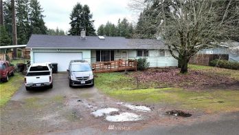 6904 SE 34th Avenue , Lacey, WA 98503-3926