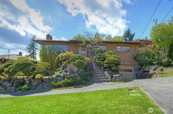 8725 41st Avenue SW, Seattle, WA 98136