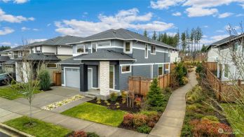 33011 SE Cottonwood Street , Black Diamond, WA 98010