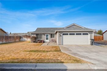 247 SE Ivy Street , Ephrata, WA 98823