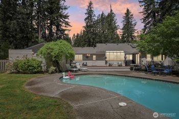 21529 SE 245th Street , Maple Valley, WA 98038-8535