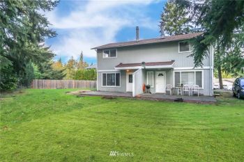 8116 & 8118 111th Street E, Puyallup, WA 98373