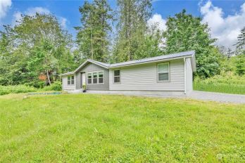 4022 S Eagle Ridge Drive , Camano Island, WA 98282