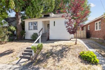 2818 23rd Avenue S, Seattle, WA 98144