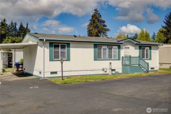 11622 Silver Lake Road #70, Everett, WA 98208