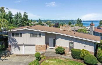 1763 N Narrows Drive , Tacoma, WA 98406-1509