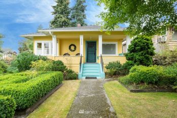 10240 56th Avenue S, Seattle, WA 98178-2214