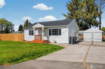 3330 Olive Way , Longview, WA 98632