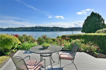 10425 Falk Road NE, Bainbridge Island, WA 98110