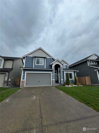 9988 Jackson Street , Yelm, WA 98597