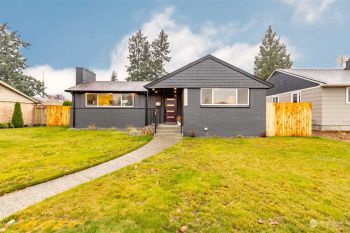 2126 N Shirley Street , Tacoma, WA 98406