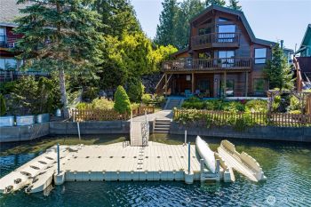 156 W Lost Lake Park Court , Shelton, WA 98584