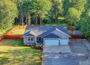 14027 Rainier View Lane SE, Yelm, WA 98597