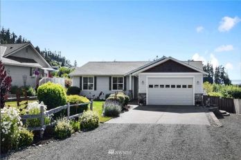 744 Sandstone Lane , Camano Island, WA 98282