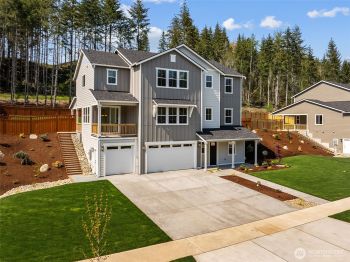 15706 210th Avenue E #312, Bonney Lake, WA 98391