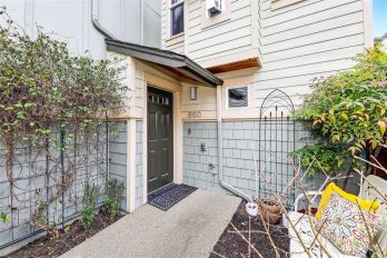 850 N 145th Lane , Shoreline, WA 98133