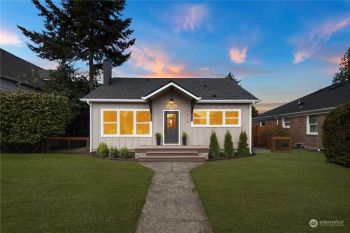 1214 N Washington Street , Tacoma, WA 98406
