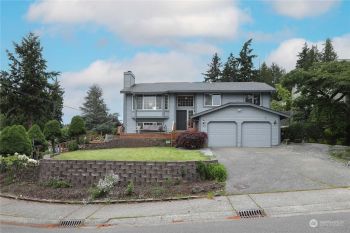 11602 SE 322nd Street , Auburn, WA 98092
