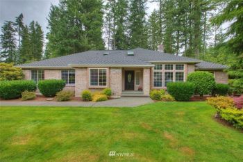 25315 240th Court SE, Maple Valley, WA 98038