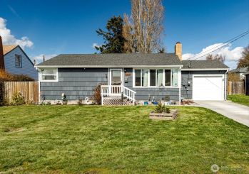 1464 SE 4th Avenue , Oak Harbor, WA 98277