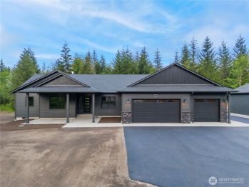 3435 Everette Lane N, Centralia, WA 98531
