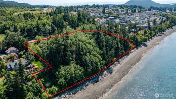 4100 Oakes Avenue , Anacortes, WA 98221