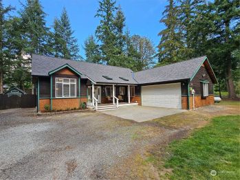 165 Myst Place , Camano Island, WA 98282