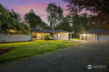 22309 SE 328th Place , Black Diamond, WA 98010