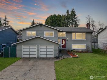 28901 46th Place S, Auburn, WA 98001