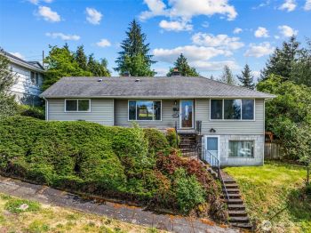 2042 E Harrison Street , Tacoma, WA 98404-4821