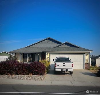 824 3rd Ave NE, Quincy, WA 98848
