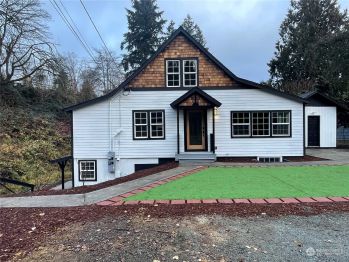 614 4th Street , Snohomish, WA 98290