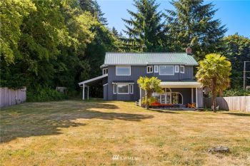24480 Jefferson Place NE, Kingston, WA 98346-9213